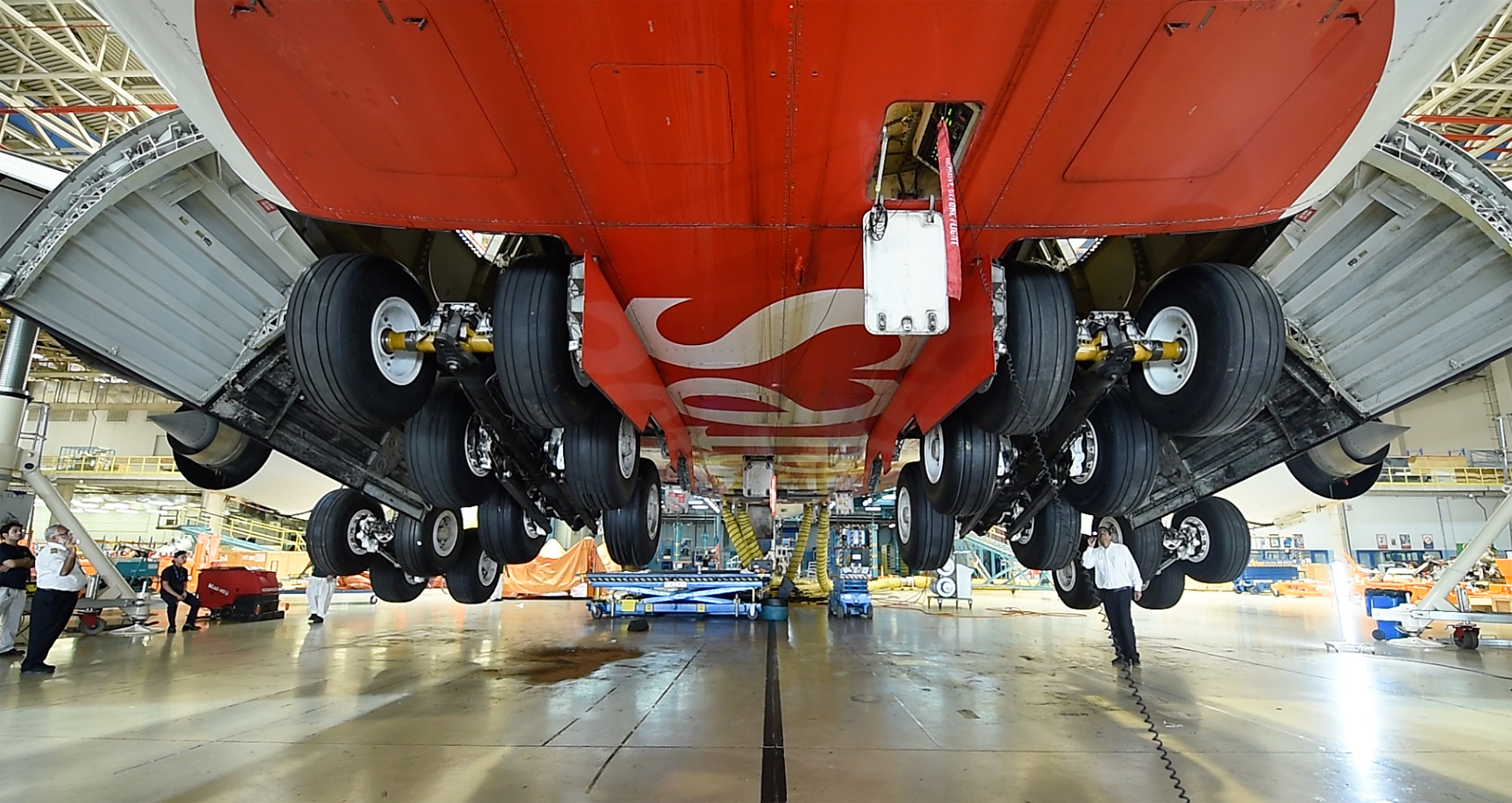 This is how you change a landing gear for Emirates A380 aircraft.