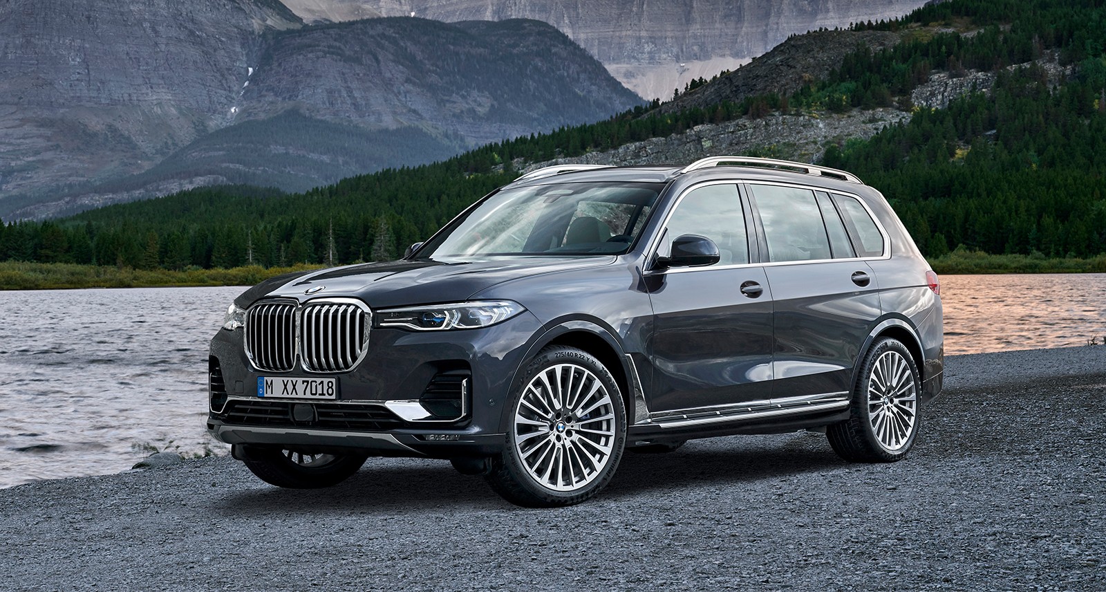The 2019 BMW X7 Is Here and It Is Gigantic