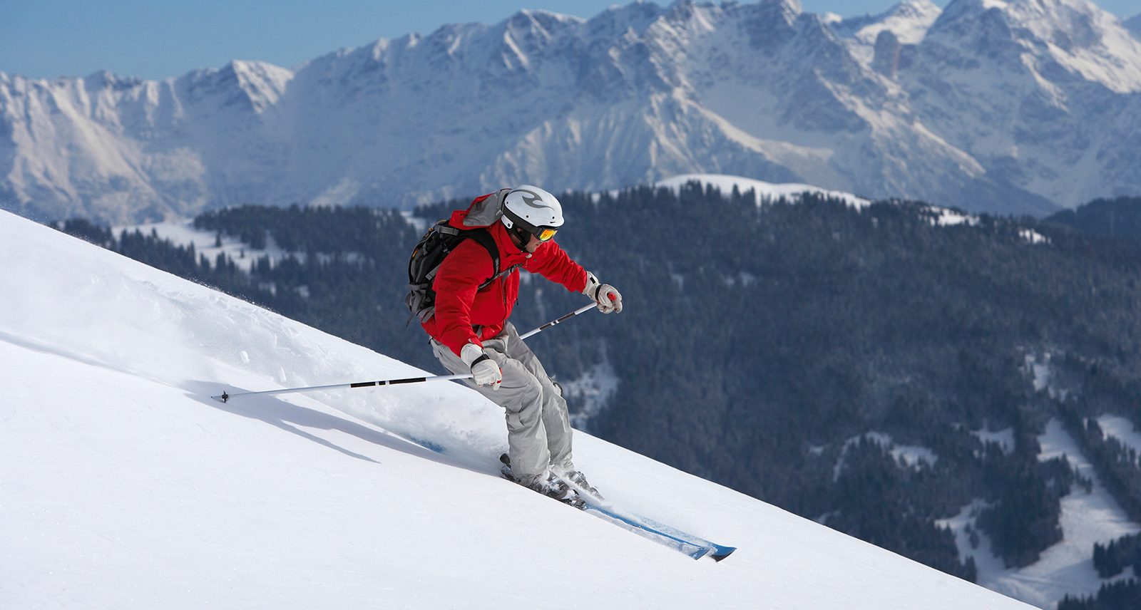 Why Skiing Is the Best Way to Get Shredded This Winter