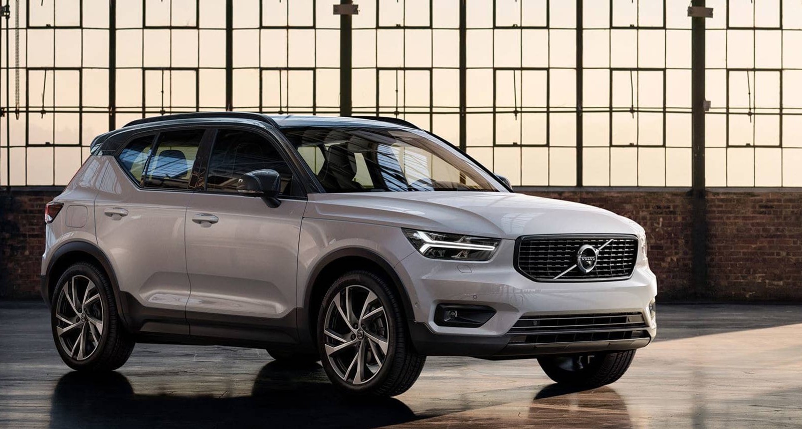Volvo's Smallest SUV, the XC40, Is Also Its Sultriest